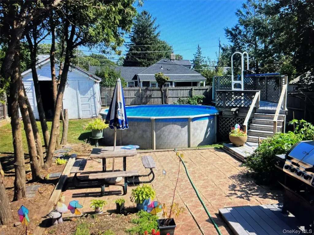 5 Cedar Avenue Farmingdale NY 11735