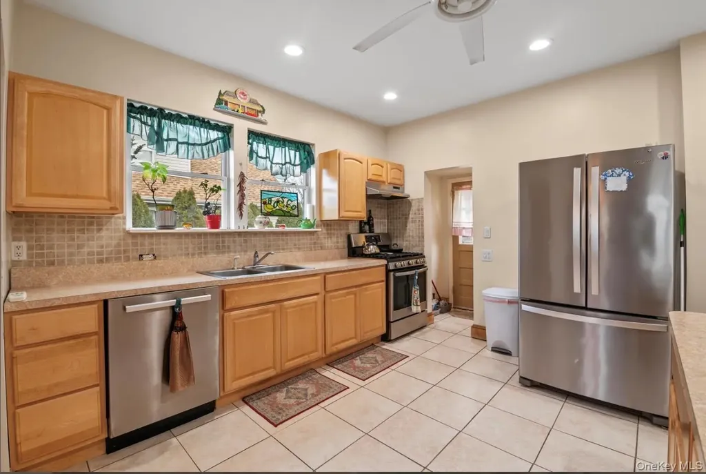 5 Cedar Avenue Farmingdale NY 11735