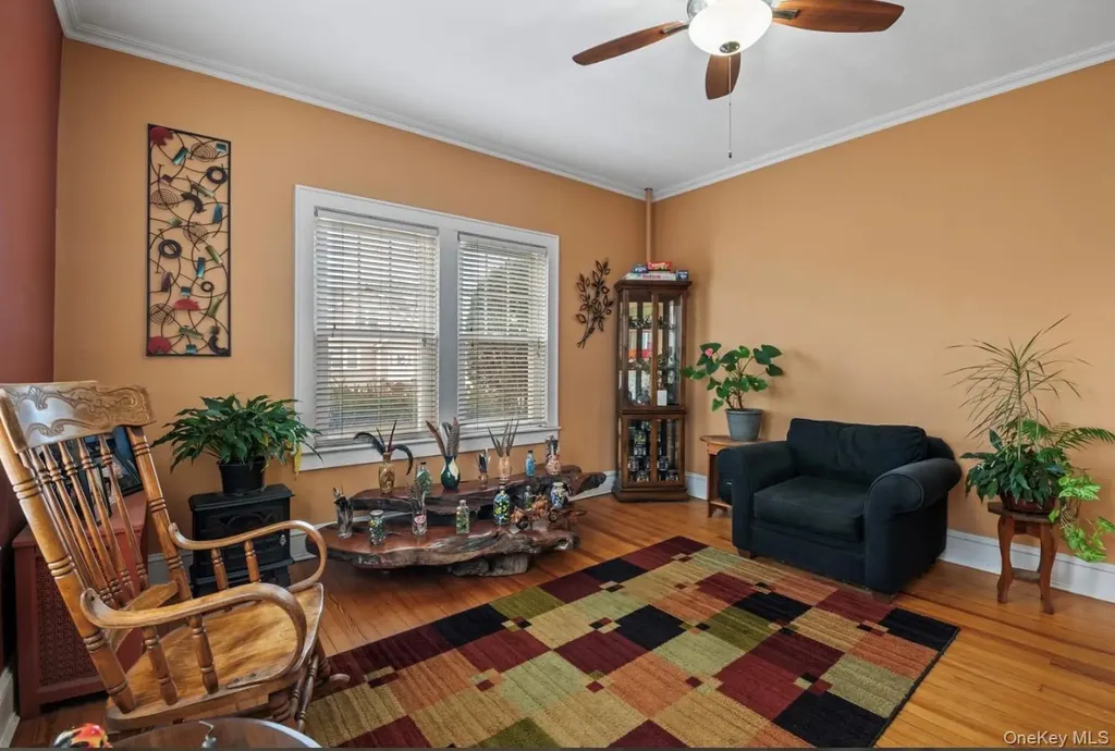 5 Cedar Avenue Farmingdale NY 11735