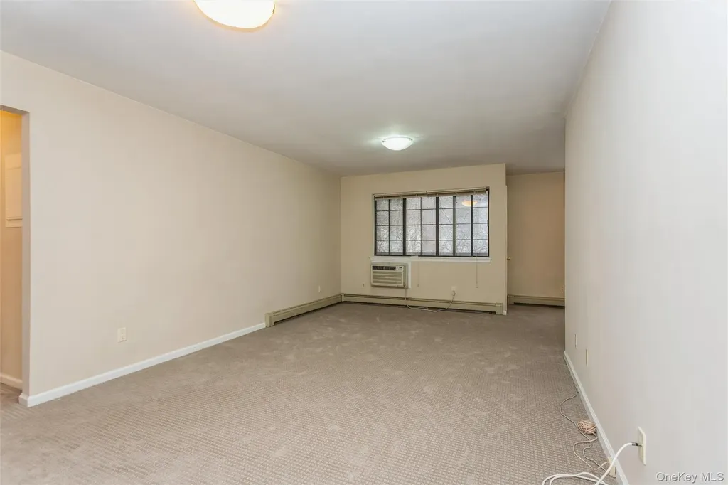 72 Foxwood Circle Mount Kisco NY 10549