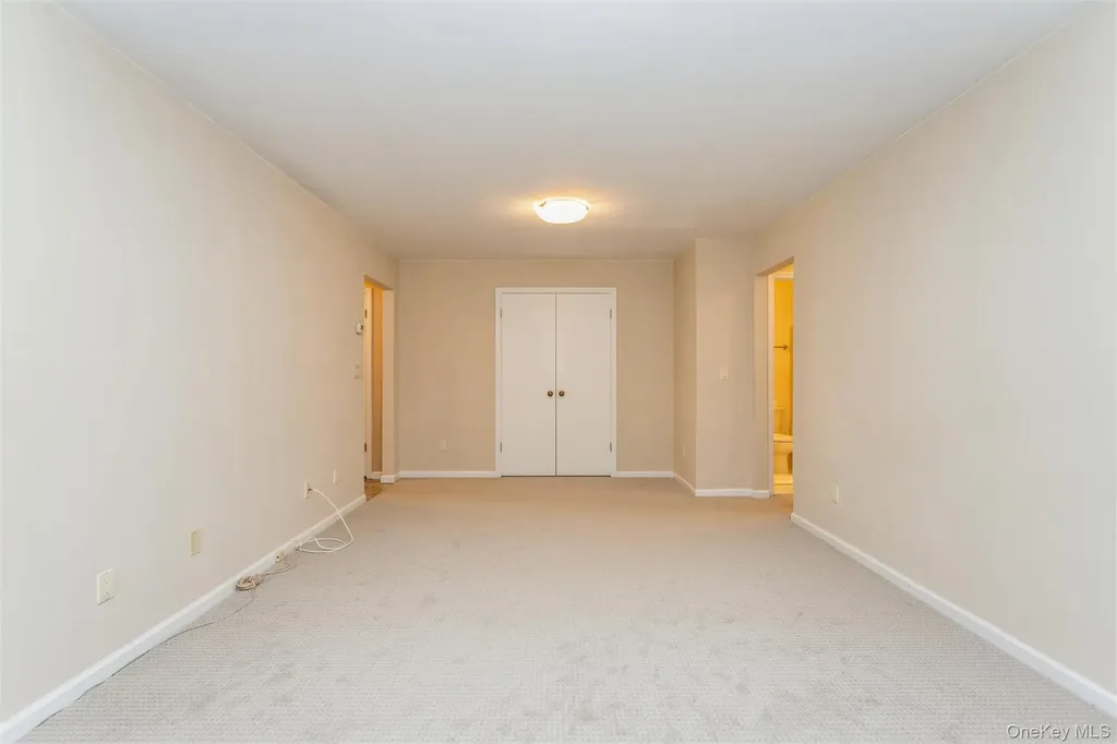 72 Foxwood Circle Mount Kisco NY 10549