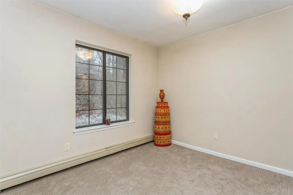 72 Foxwood Circle Mount Kisco NY 10549