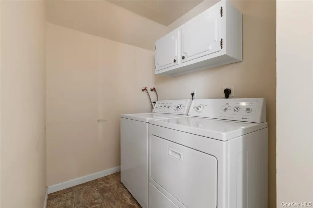 53 Beaumont Drive Plainview NY 11803