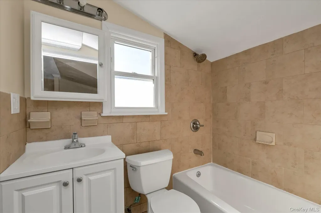 45-32 Utopia Parkway Flushing NY 11358