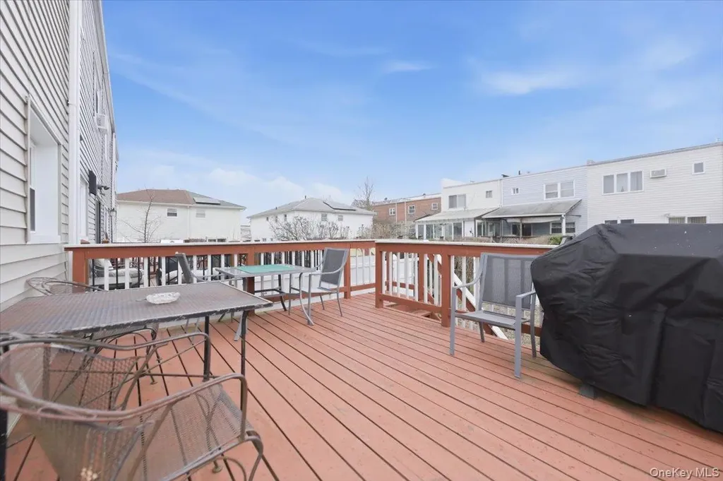 192 Huntington Avenue Bronx NY 10465