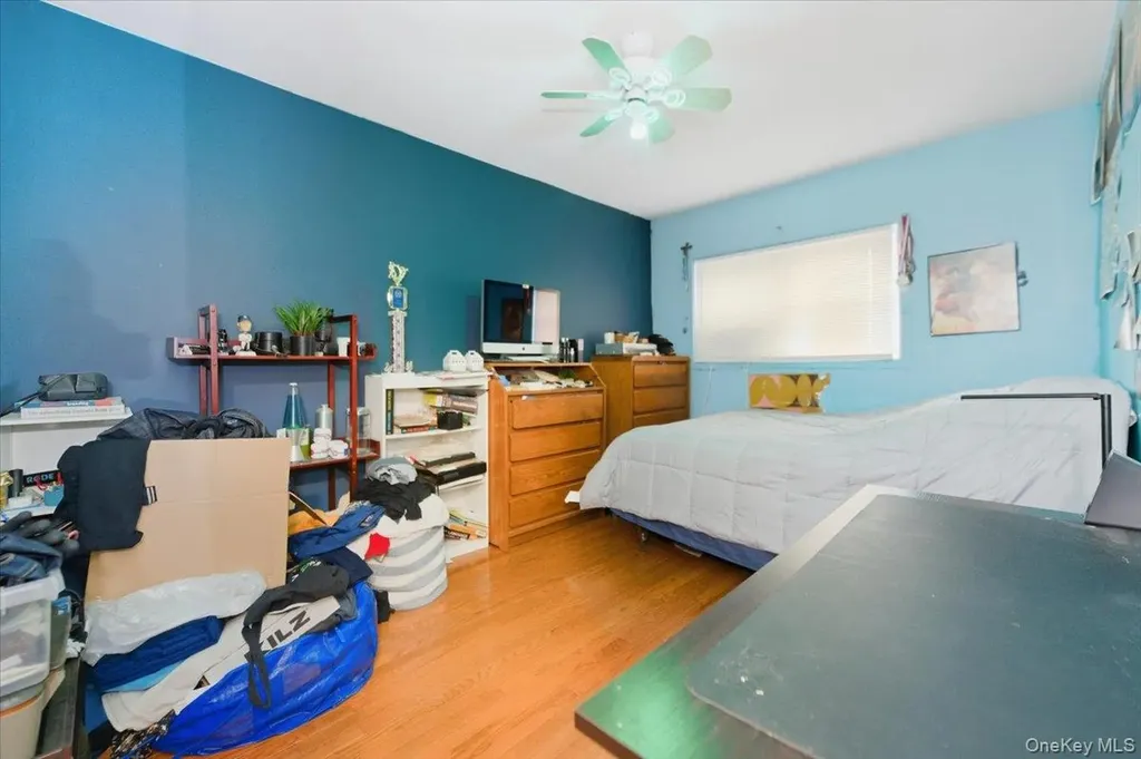 192 Huntington Avenue Bronx NY 10465