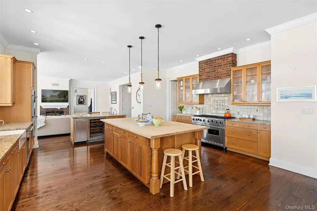 101 Jessup Lane Westhampton Beach NY 11978