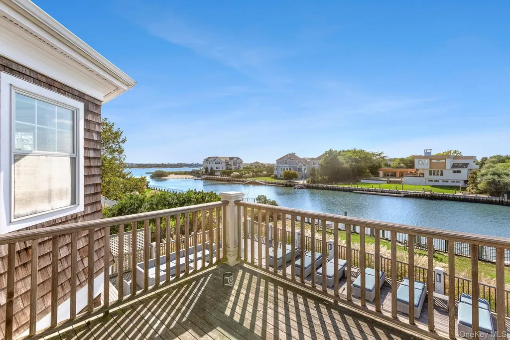 101 Jessup Lane Westhampton Beach NY 11978