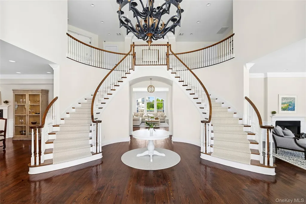 101 Jessup Lane Westhampton Beach NY 11978