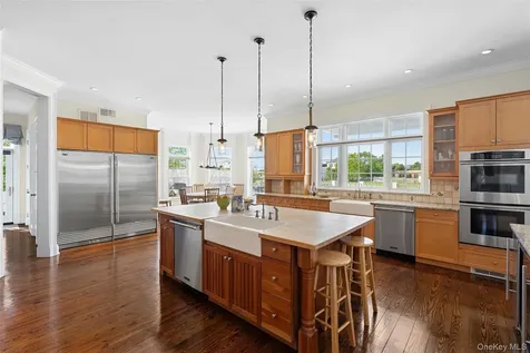 101 Jessup Lane Westhampton Beach NY 11978