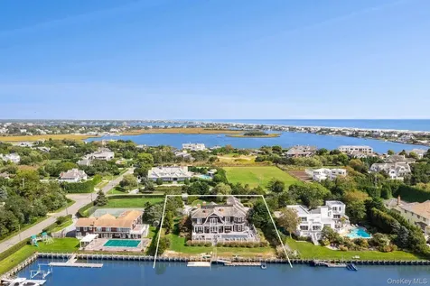 101 Jessup Lane Westhampton Beach NY 11978