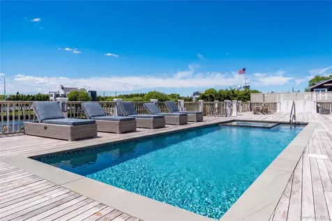 101 Jessup Lane Westhampton Beach NY 11978