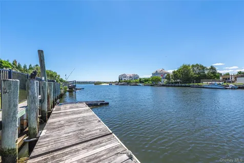 101 Jessup Lane Westhampton Beach NY 11978