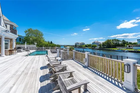 101 Jessup Lane Westhampton Beach NY 11978