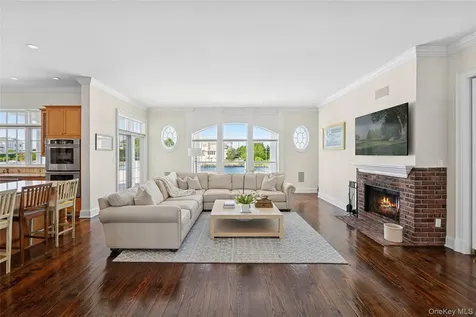 101 Jessup Lane Westhampton Beach NY 11978