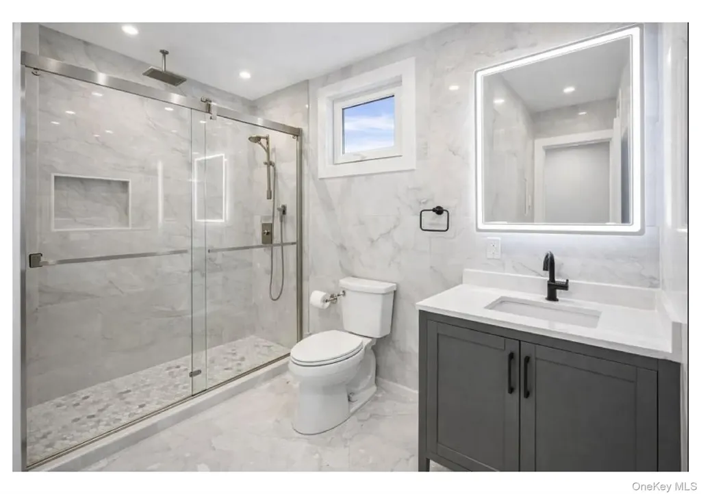 2 Radial Lane Levittown NY 11756