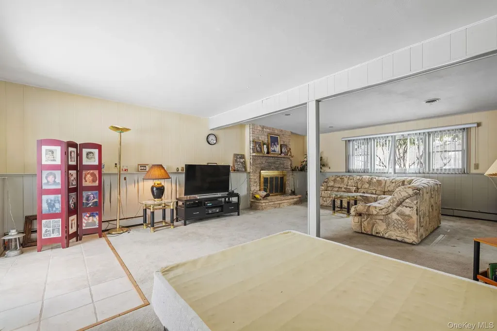 38 Haller Crescent Spring Valley NY 10977