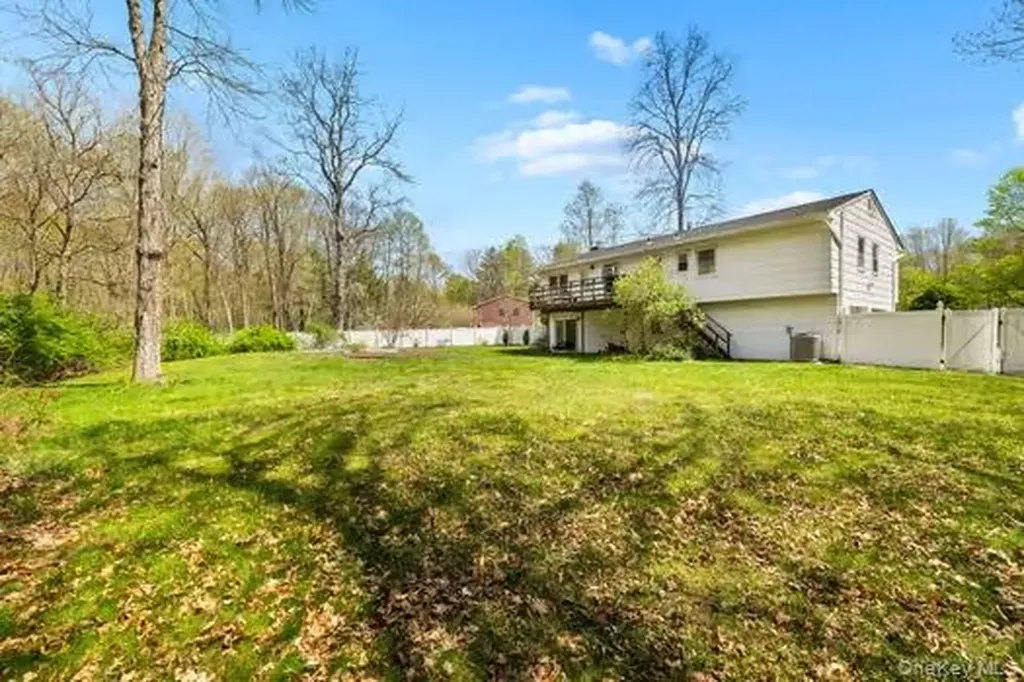 38 Haller Crescent Spring Valley NY 10977