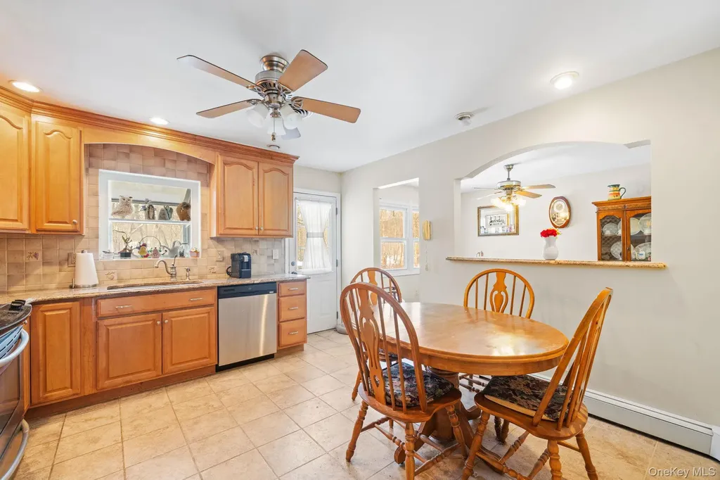 38 Haller Crescent Spring Valley NY 10977