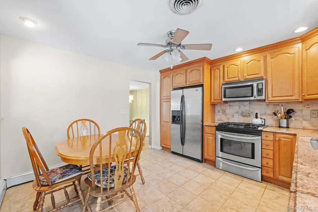 38 Haller Crescent Spring Valley NY 10977