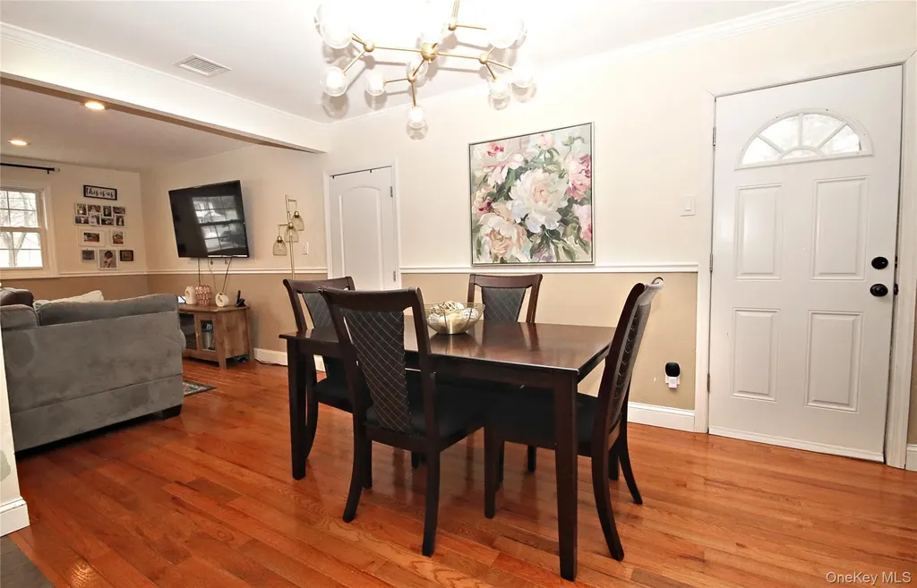 2 Vita Drive Central Islip NY 11722