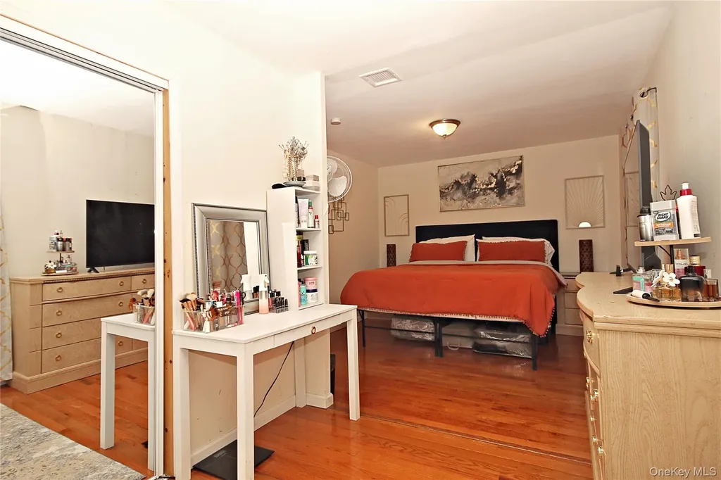 2 Vita Drive Central Islip NY 11722