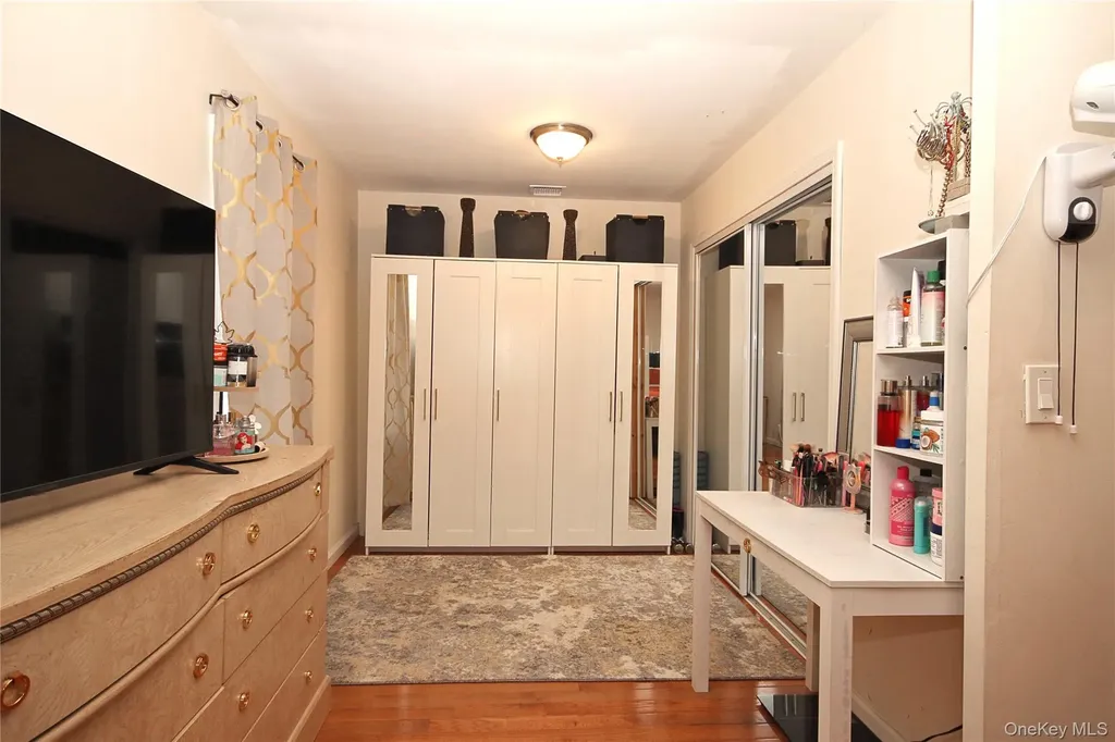2 Vita Drive Central Islip NY 11722