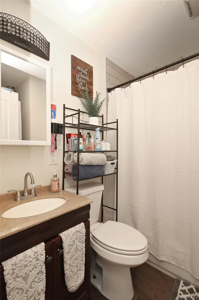 2 Vita Drive Central Islip NY 11722