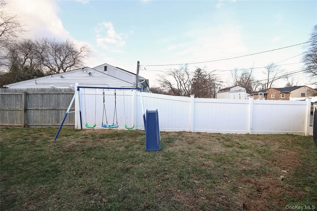 2 Vita Drive Central Islip NY 11722