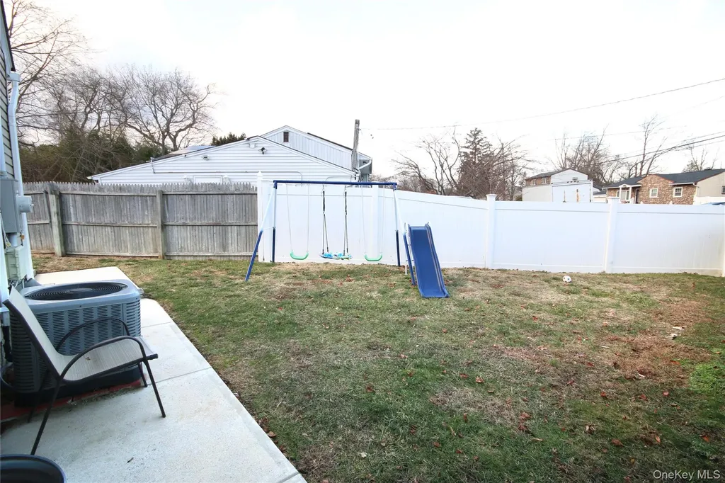 2 Vita Drive Central Islip NY 11722