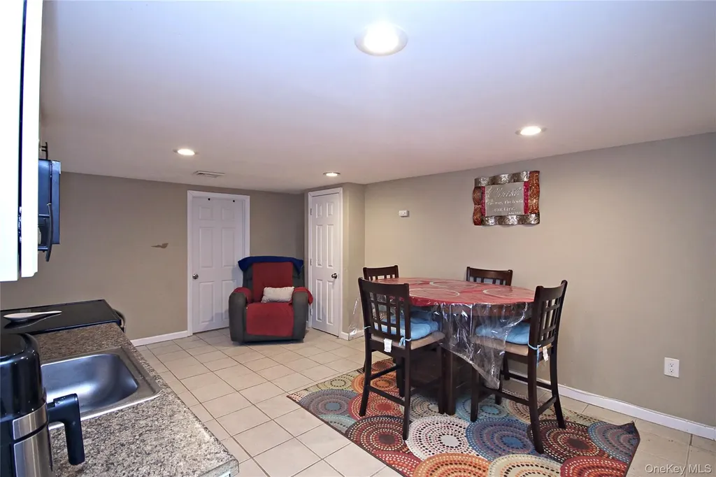 2 Vita Drive Central Islip NY 11722