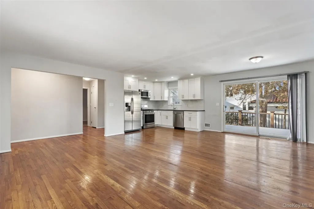 11 Muir Place New Rochelle NY 10801
