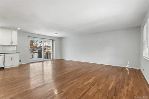 11 Muir Place New Rochelle NY 10801