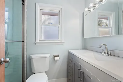 11 Muir Place New Rochelle NY 10801