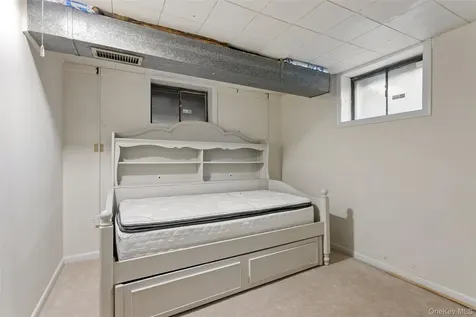 11 Muir Place New Rochelle NY 10801