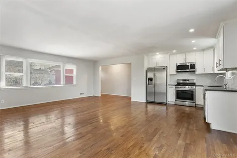 11 Muir Place New Rochelle NY 10801