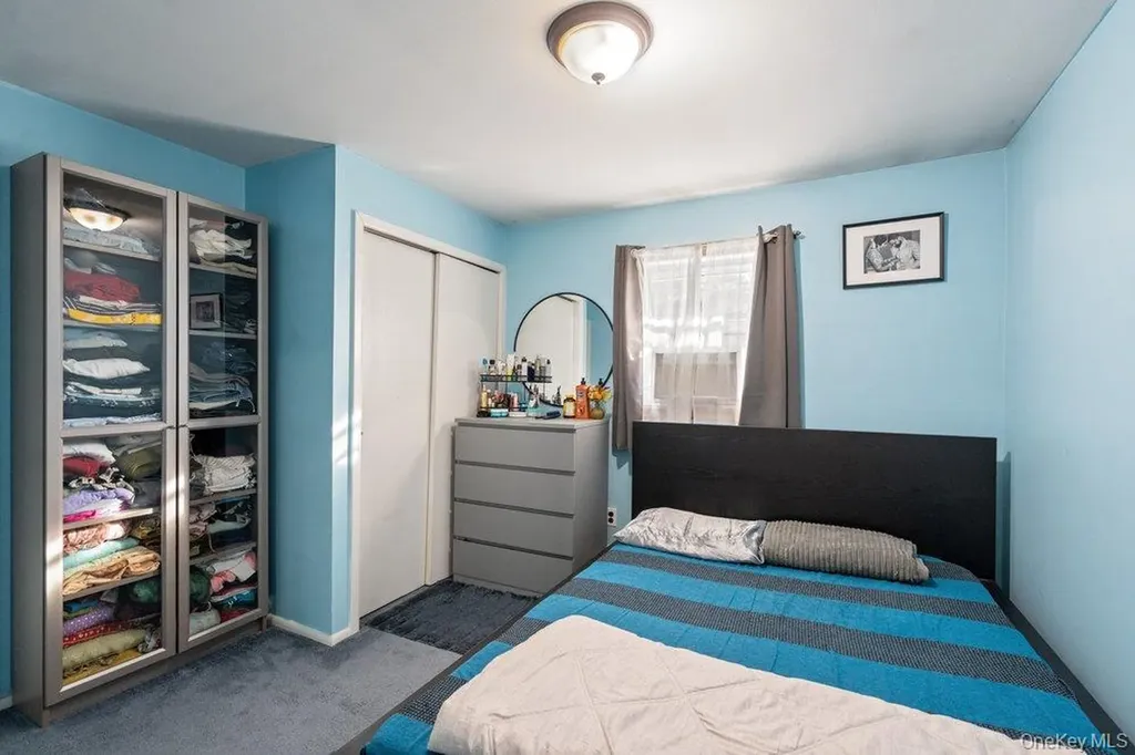 11 Cedar Crest Drive Dix Hills NY 11746