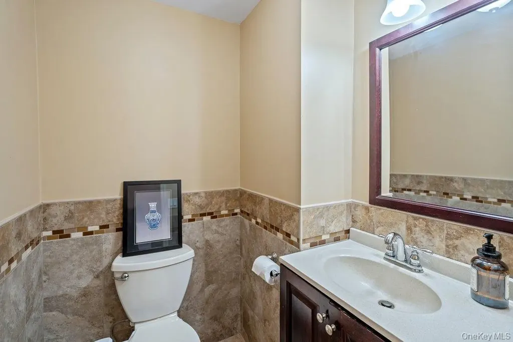 11 Cedar Crest Drive Dix Hills NY 11746