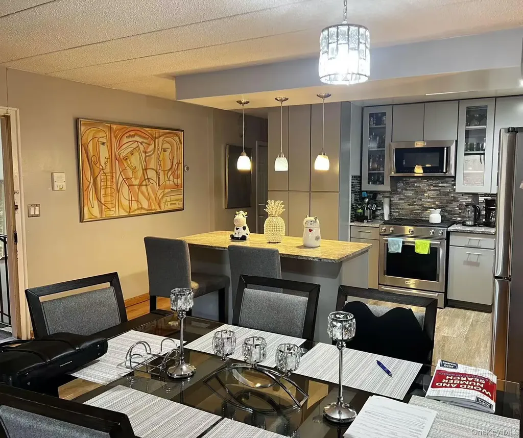 75-22 Parsons Boulevard Fresh Meadows NY 11366