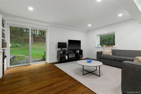 86 Seven Bridges Road Chappaqua NY 10514