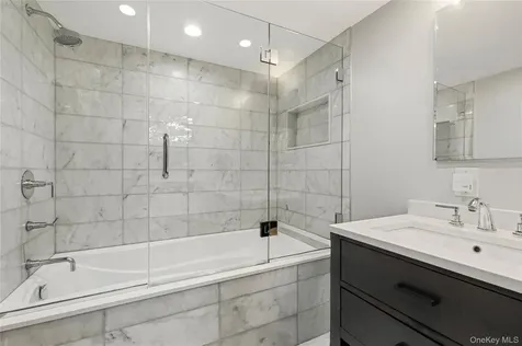 86 Seven Bridges Road Chappaqua NY 10514