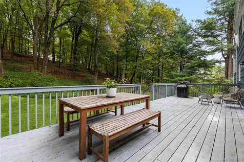 86 Seven Bridges Road Chappaqua NY 10514