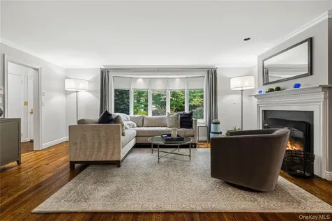 86 Seven Bridges Road Chappaqua NY 10514