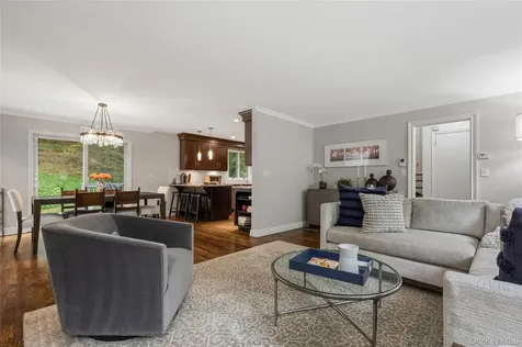 86 Seven Bridges Road Chappaqua NY 10514