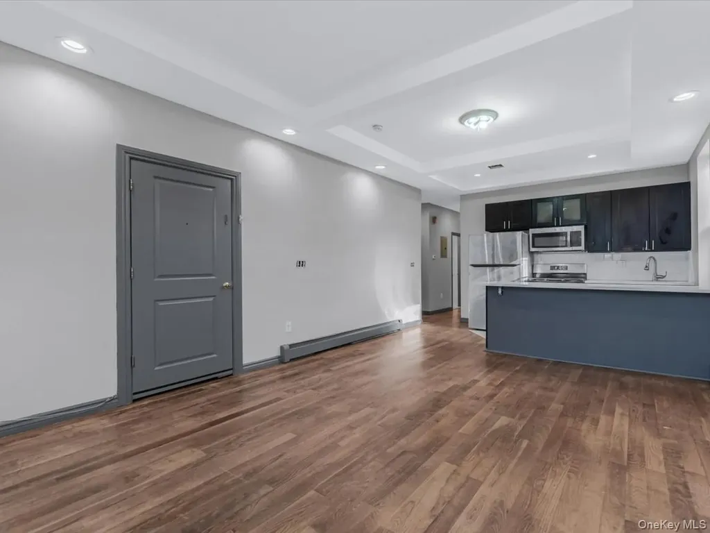 335 E 52nd Street Brooklyn NY 11203