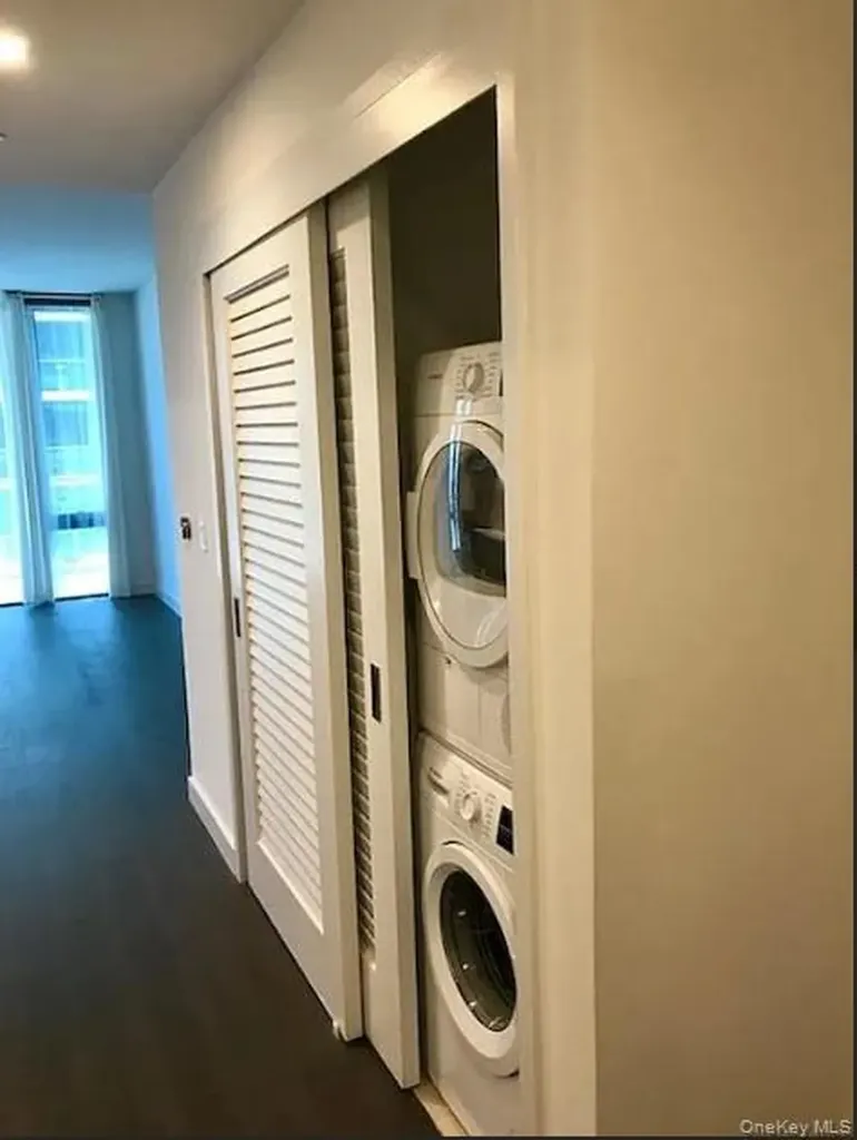 131-05 40th Road Flushing NY 11354