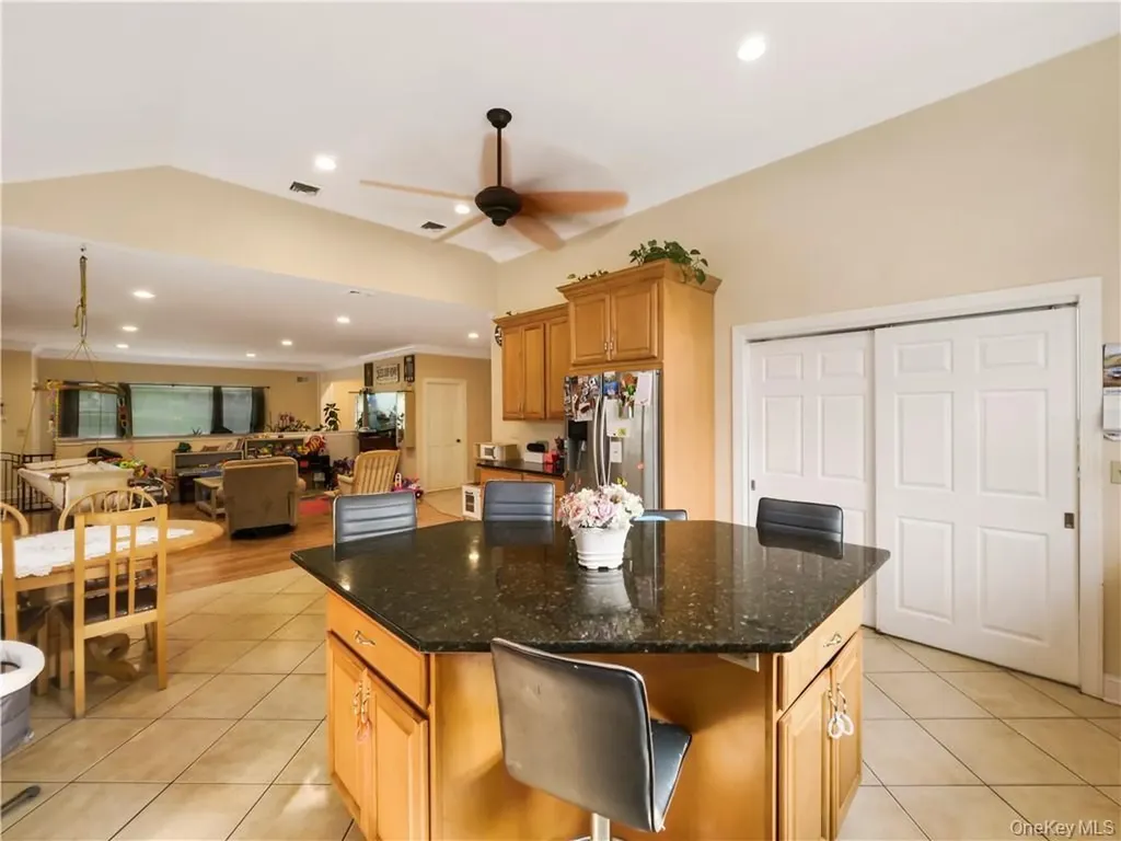 27 Cedar Trail Monroe NY 10950