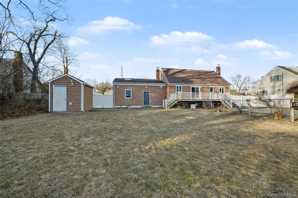 158 Moffitt Boulevard Islip NY 11751