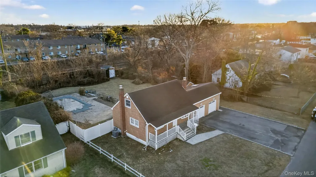 158 Moffitt Boulevard Islip NY 11751