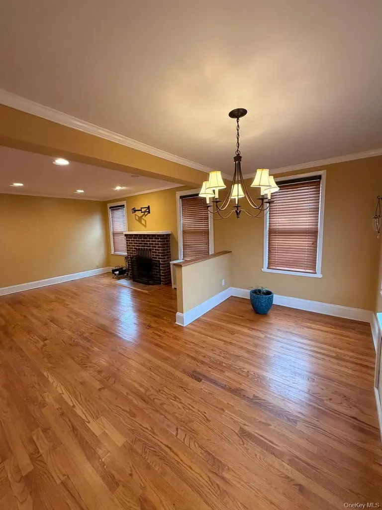 462 Franklin Boulevard Long Beach NY 11561